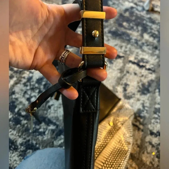 Vince Camuto Bag - Picture 2 of 4